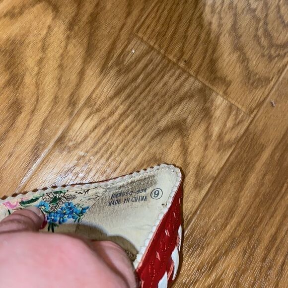 Naughty Monkey Red and White Heels - Picture 8 of 12